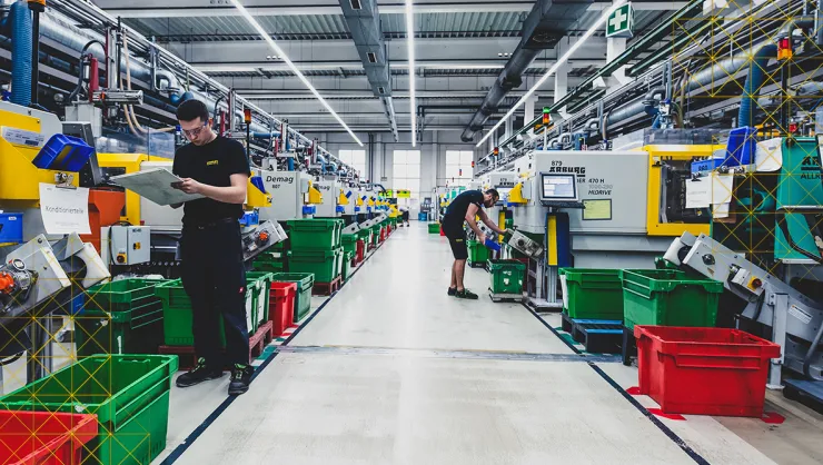 Machines et équipements d'un atelier industriel